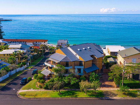 Namanula 2 / 32 34 Great Holiday Destination - Accommodation Coffs Harbour 1