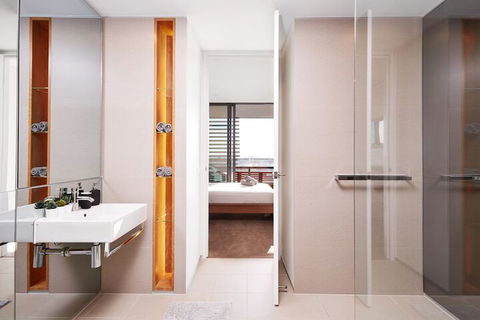 Apartment CBD - Central Park - Accommodation Coffs Harbour 5