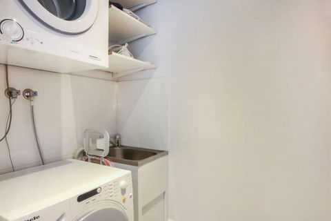 Spacious 2 Bedroom Apartment In Ascot With Large Private Garden - Accommodation Coffs Harbour 6