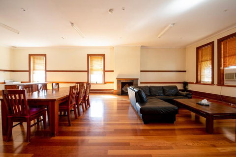 City Centre Motel Hotel - Accommodation Coffs Harbour 2