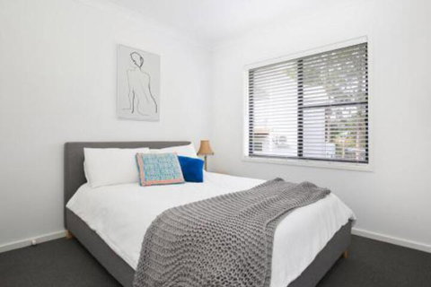 Rockwall Pet Friendly Fire Pit - Accommodation Coffs Harbour 7