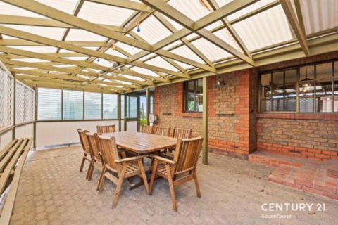 Reef & Vines Port Noarlunga - Accommodation Coffs Harbour 6