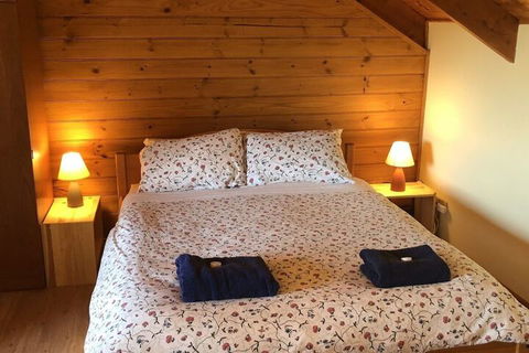 Alpine Stag Lodge Unit 1 - Accommodation Coffs Harbour 3