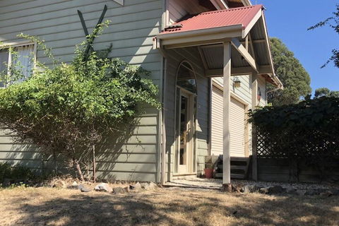 Alpine Stag Lodge Unit 1 - Accommodation Coffs Harbour 1