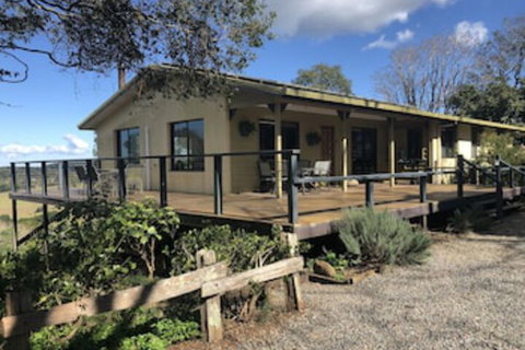 Maleny Mountain Retreat - Accommodation Coffs Harbour 0