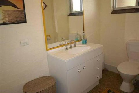 ANCHORAGE 1 - Accommodation Coffs Harbour 2