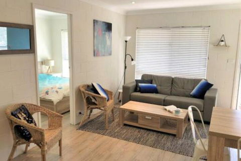 ALOHA At BLUEYS - Accommodation Coffs Harbour 7