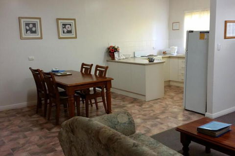 About Town Cottages - Accommodation Coffs Harbour 3