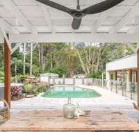 Augustine - Accommodation Coffs Harbour