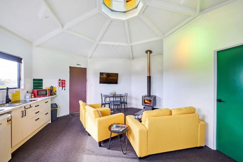 Zuny Yurt - Accommodation Coffs Harbour 5