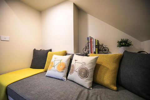 A Pear Tree Loft - Accommodation Coffs Harbour 2