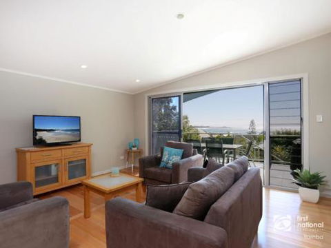 Angourie Blue 1 Great Ocean Views Surfing Beaches - Accommodation Coffs Harbour 3