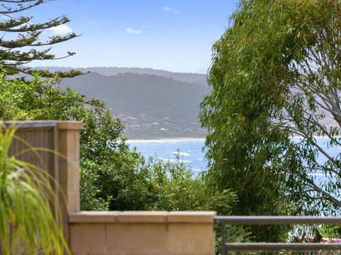 APARTMENT 23 PACIFIC APARTMENTS Sit On The Deck & Soak In The View - Accommodation Coffs Harbour 0