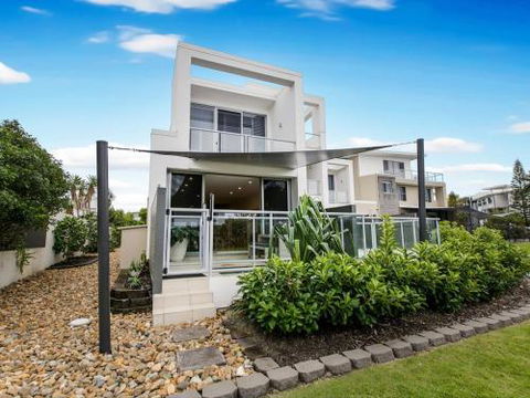 SEA RENITY On KAMALA - Accommodation Coffs Harbour 0