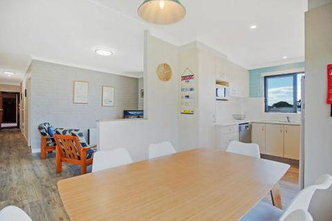 Apollo Unit 21 - Accommodation Coffs Harbour 3