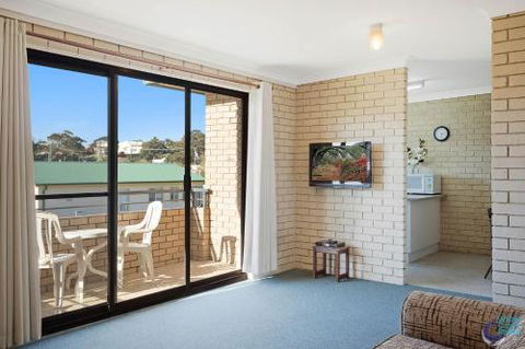 Apollo Unit 30 - Accommodation Coffs Harbour 5