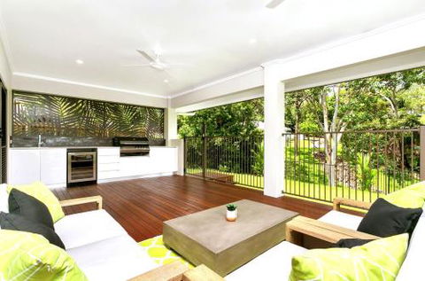 PARKVIEW At PALM COVE - Accommodation Coffs Harbour 0