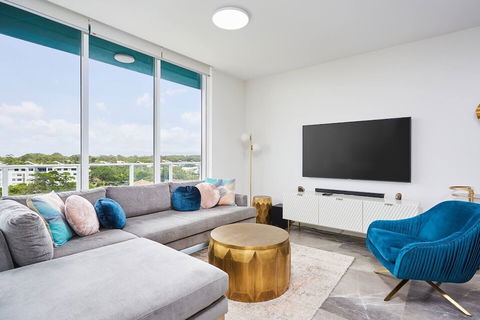 Luxurious 2bed 2bath APT With Parking@southport - Accommodation Coffs Harbour 4