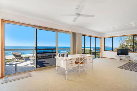Seascape At 19 Pindari Privacy Space Views - Accommodation Coffs Harbour 2