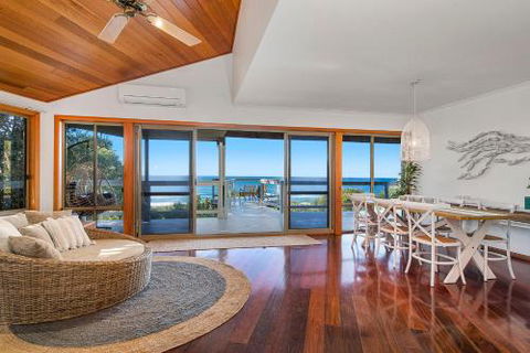 Seascape At 19 Pindari Privacy Space Views - Accommodation Coffs Harbour 3