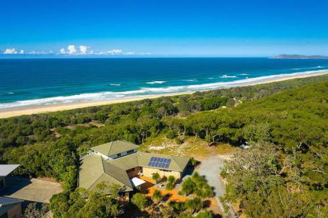 Seascape At 19 Pindari Privacy Space Views - Accommodation Coffs Harbour 1