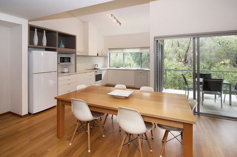 Pegasus Apartments - Accommodation Coffs Harbour 2