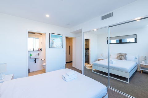 Airtrip Apartments On Deshon St - Accommodation Coffs Harbour 1