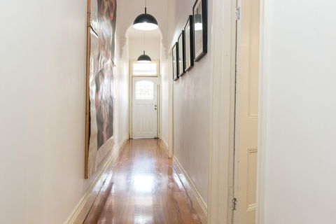 HUNTER In The Heart Of Collingwood Fitzroy - Accommodation Coffs Harbour 1