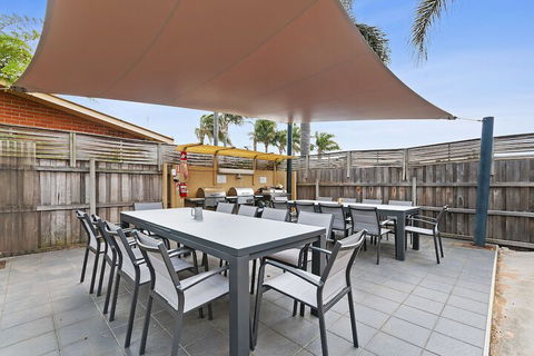 Allambi Holiday Apartments - Accommodation Coffs Harbour 2