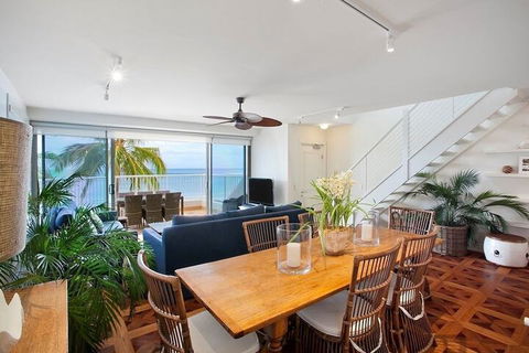 La Mer Noosa - Accommodation Coffs Harbour 4
