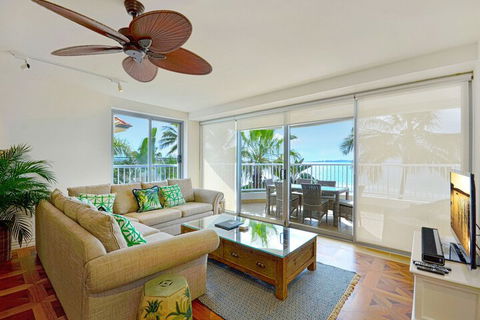 La Mer Noosa - Accommodation Coffs Harbour 5