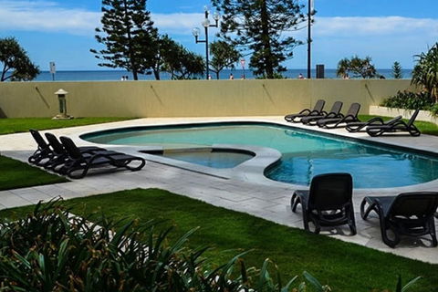 Zenith Ocean Front Apartments - Accommodation Coffs Harbour 3