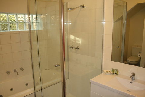 Merrimeet Cottages - Accommodation Coffs Harbour 6
