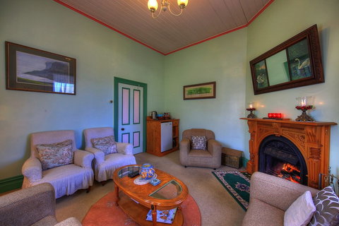 Hanlon House Bed And Breakfast - Accommodation Coffs Harbour 5