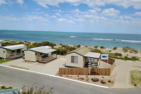 Sunset Beach Holiday Park - Accommodation Coffs Harbour 0