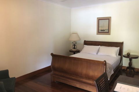 Daintree Manor Bed & Breakfast - Accommodation Coffs Harbour 2