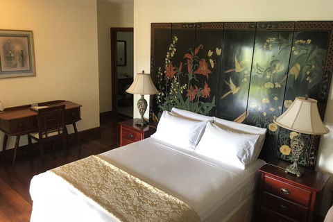 Daintree Manor Bed & Breakfast - Accommodation Coffs Harbour 3