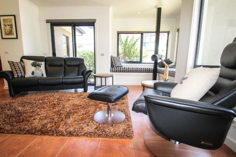 Avignon In Bright - Accommodation Coffs Harbour 5