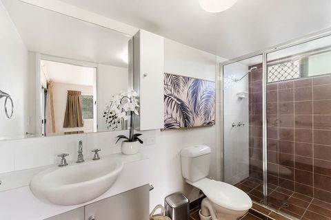 City Stadium Apartment On The Riverfront - Accommodation Coffs Harbour 3