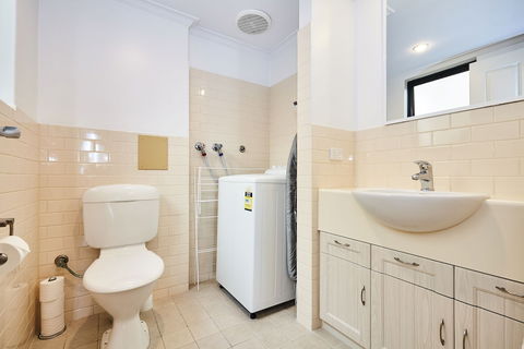 Fremantle Townhouse Unit 5 - Accommodation Coffs Harbour 6