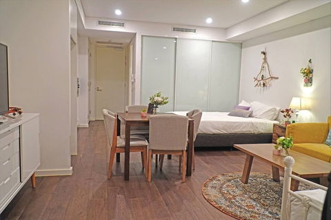 C08-darling Harbour Studio - Accommodation Coffs Harbour 2
