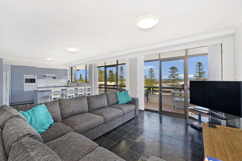 Akuna 20 6 Joffre Street - Accommodation Coffs Harbour 1