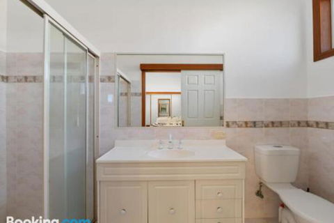 Surf Mist - Accommodation Coffs Harbour 0