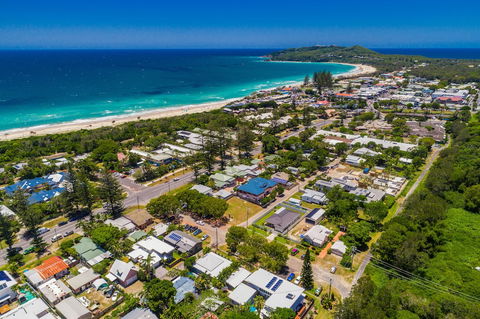 A PERFECT STAY - Aaloka Bay - Accommodation Coffs Harbour 0