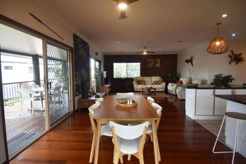 Ocean Breeze - Accommodation Coffs Harbour 5