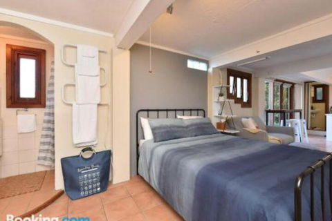 Wangi Waterfront Delight 1bdr Studio - Accommodation Coffs Harbour 6