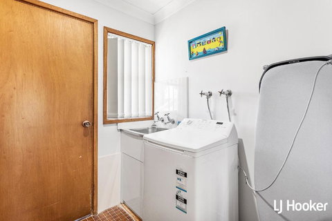 Cromarty Cottage 900m From Birubi Beach - Accommodation Coffs Harbour 5