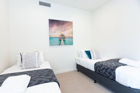 Enjoy Penthouse Living In The CBD - Accommodation Coffs Harbour 2
