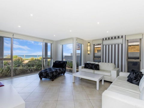 Auldys On East - Accommodation Coffs Harbour 3