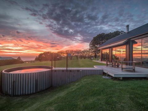 THE SHED Gerroa 4pm Checkout On Sundays & Public Holidays - Accommodation Coffs Harbour 0